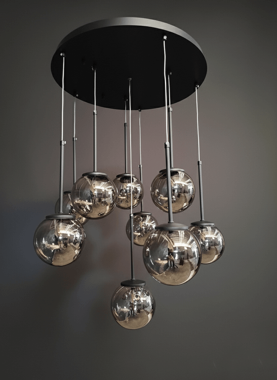 لوستر مینیمال فانتزی مناسب اتاق پذیرایی و بالای میز ناهارخوری با حباب نقرهای